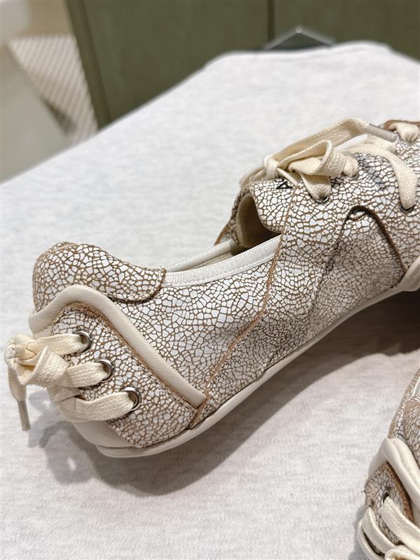 20251127165610427 310